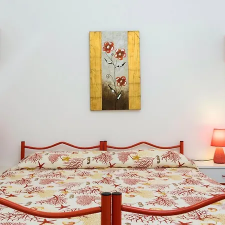 Holiday home Casa Vacanze Le Conchiglie *